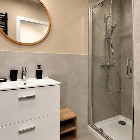 18 - Zakopianski - Sauna & Jacuzzi & Plac Zabaw & Silownia *